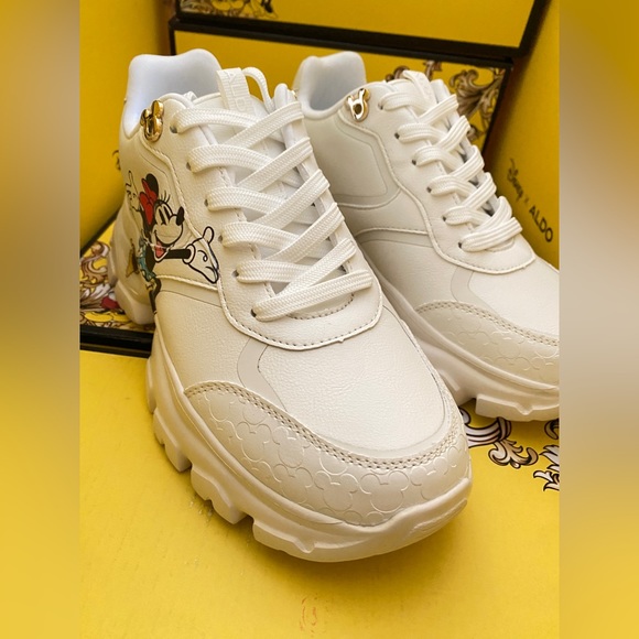 Disney X Aldo Jogger Sneaker Mickey and Minnie D100ztrainer New in box - Picture 8 of 10